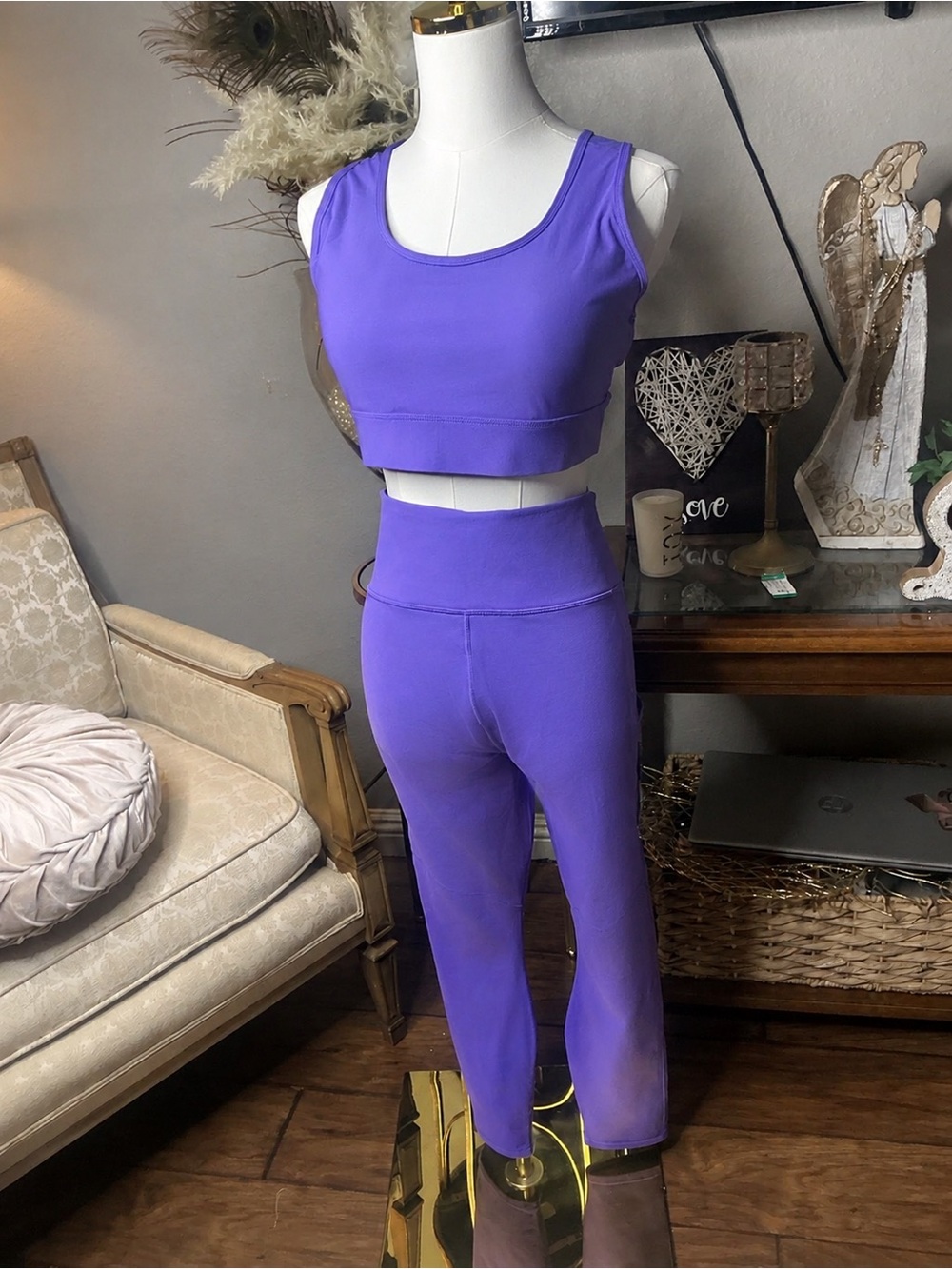 💜Fabletics Vibrant Purple High-Waist Leggings and Sports Bra Athletic Set ,Sport
